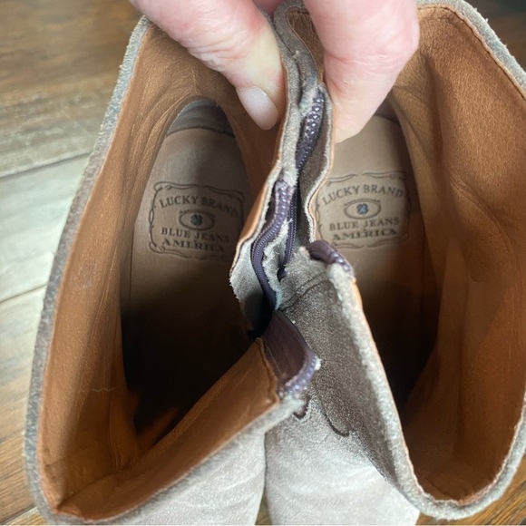 LUCKY BRAND Taupe Suede Side Zipper Western Booties - Picture 13 of 15